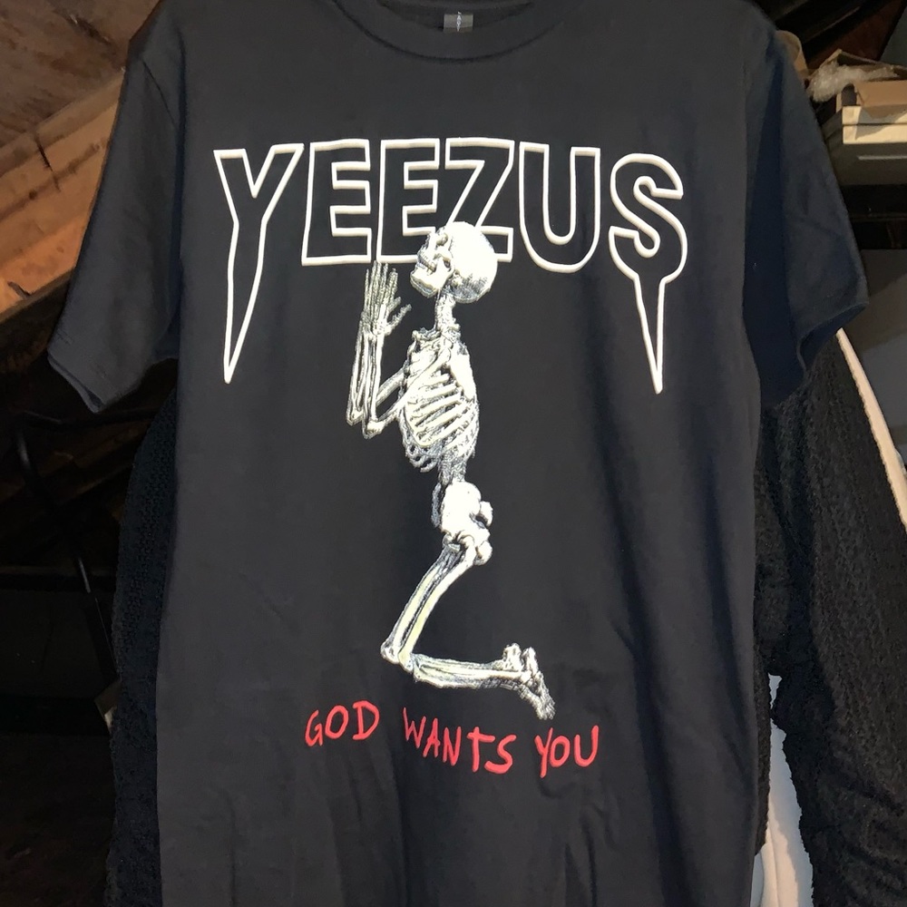 Black YEEZUS Playeratee Graphic T-Shirt New and Unworn Size Medium